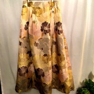 Eliza J High waisted Jacquard Ball Skirt